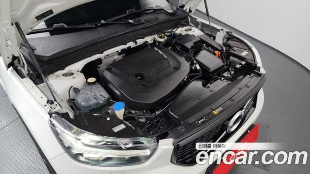 Volvo XC40 B4 R-Design, 2021 6