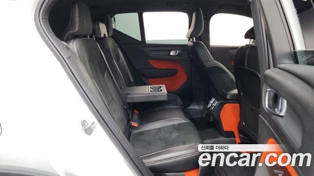 Volvo XC40 B4 R-Design, 2021 12