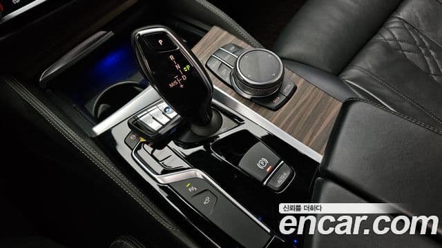 BMW 5시리즈 (G30) 530i M Sport Plus, 2018 9