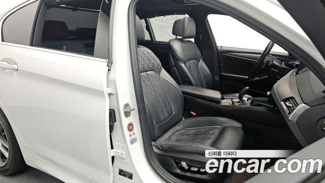 BMW 5시리즈 (G30) 530i M Sport Plus, 2018 12