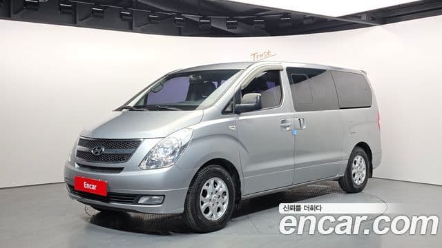 Hyundai Grand Starex CVX Luxury, 2015 1