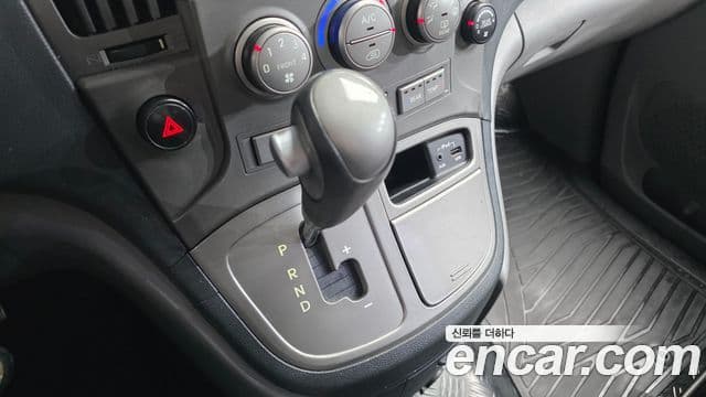 Hyundai Grand Starex CVX Luxury, 2015 9