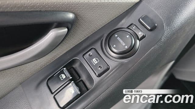 Hyundai Grand Starex CVX Luxury, 2015 12