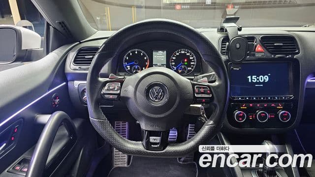 Volkswagen 시로코 2.0 TSI R, 2013 13