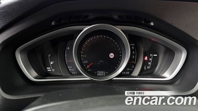 Volvo V40 2세대, 2018 8