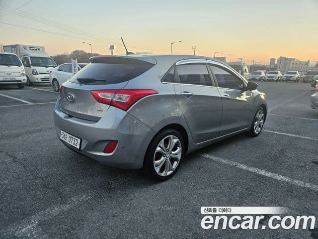 Hyundai i30(новый кузов / новое поколение) 1.6 GDI Extreme, 2013 3