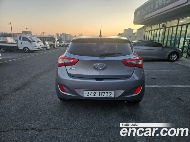 Hyundai i30(новый кузов / новое поколение) 1.6 GDI Extreme, 2013 4