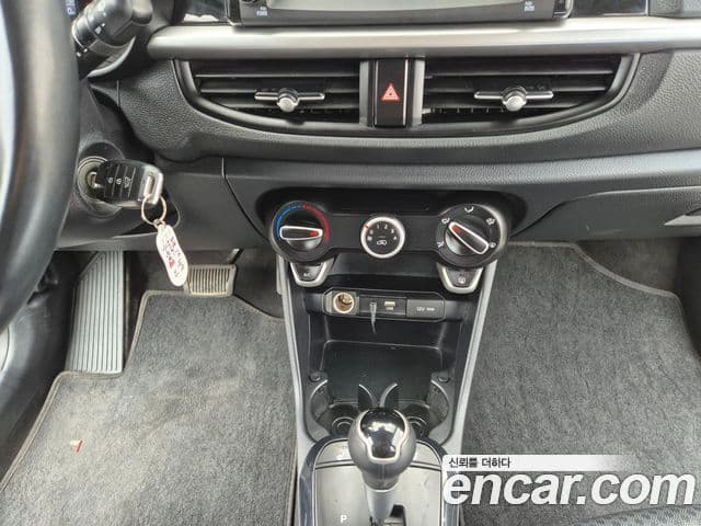 Kia All New Morning (JA) Luxury, 2018 10