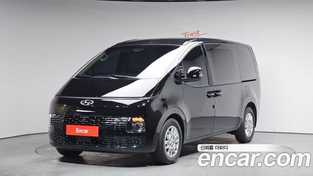 Hyundai Staria Modern, 2023 1