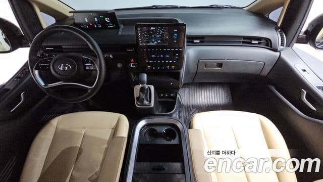 Hyundai Staria Modern, 2023 19