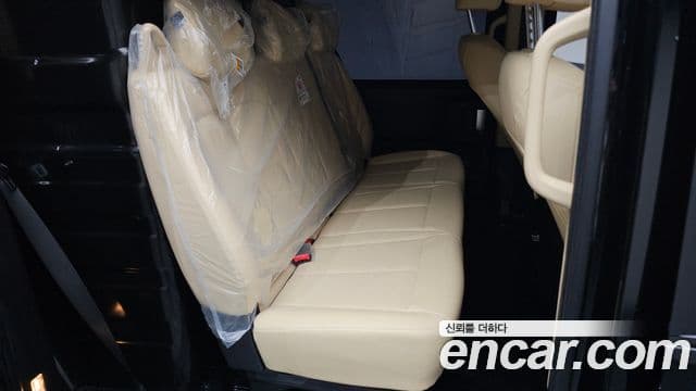 Hyundai Staria Modern, 2023 9