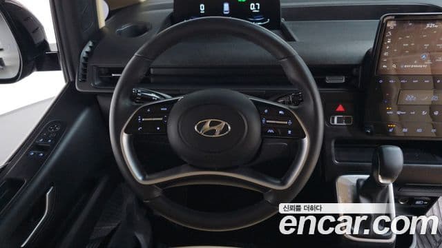 Hyundai Staria Modern, 2023 2