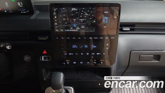 Hyundai Staria Modern, 2023 17