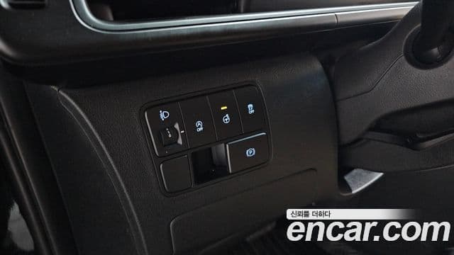 Hyundai Staria Modern, 2023 13