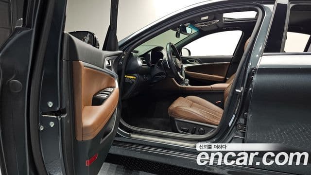 Genesis G70 Supreme, 2018 10