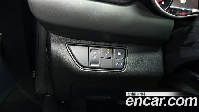 Genesis G70 Supreme, 2018 17