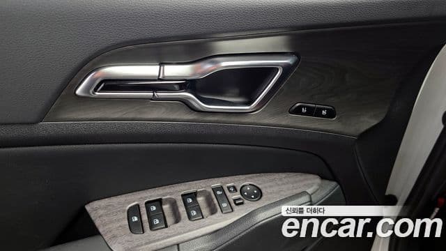 Kia Sportage 5세대 гибрид Signature 4WD, 2024 19