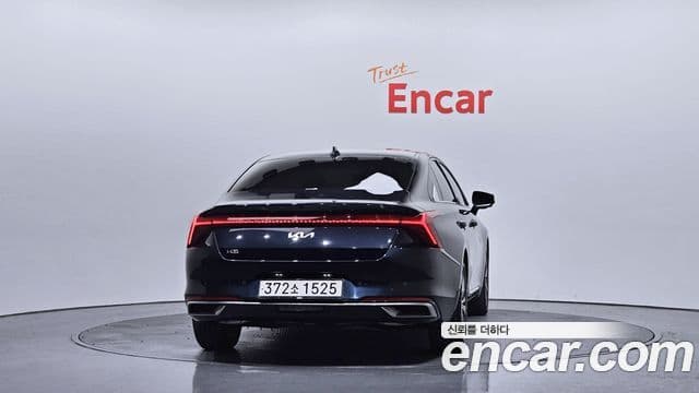 Kia K8 Signature, 2022 4