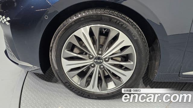 Kia K8 Signature, 2022 все фото