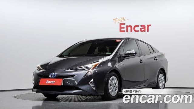 Toyota 프리우스 4세대 1.8 E, 2018 1