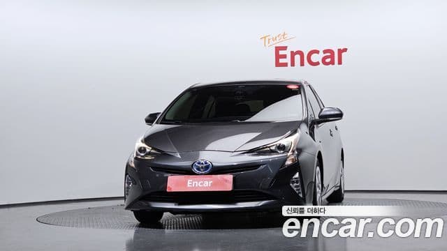 Toyota 프리우스 4세대 1.8 E, 2018 3