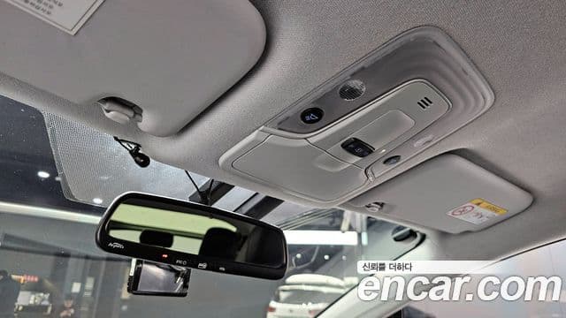 Toyota 프리우스 4세대 1.8 E, 2018 17