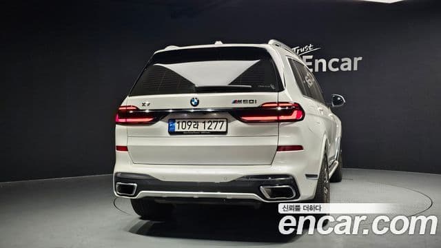 BMW X7 (G07) xDrive 40i M Sport 6인승, 2024 4