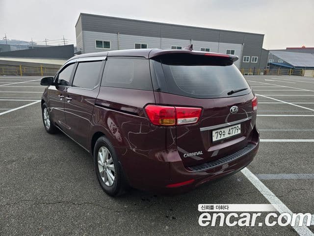 Kia All New Carnival 11인승 Deluxe, 2016 6