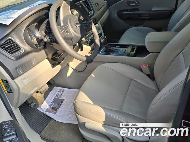 Kia All New Carnival 11인승 Deluxe, 2016 9