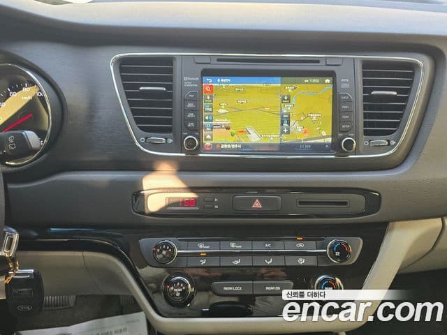 Kia All New Carnival 11인승 Deluxe, 2016 11