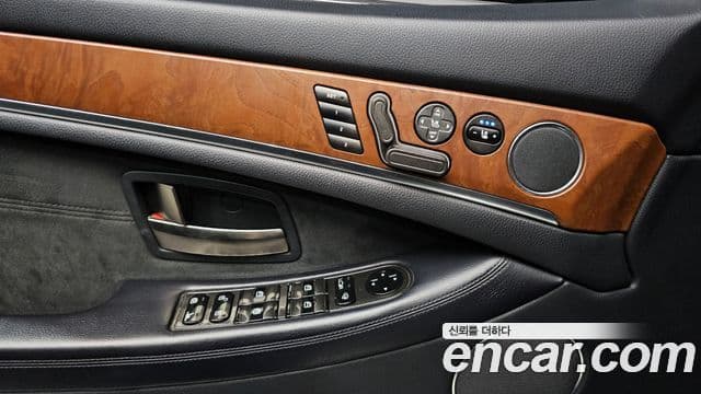 KG모빌리티(SsangYong) 뉴체어맨 W Luxury, 2014 16