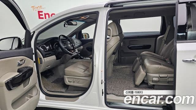 Kia The / новый New Carnival President, 2020 19