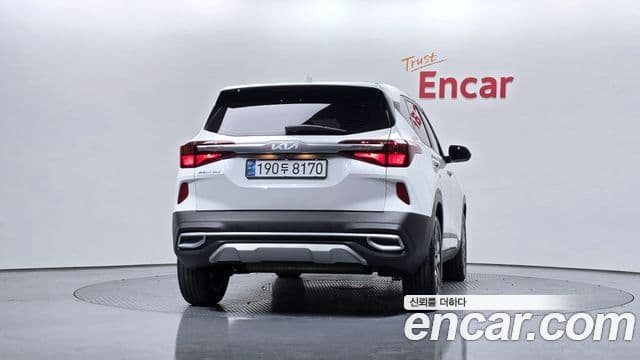 Kia Seltos Prestige, 2023 4