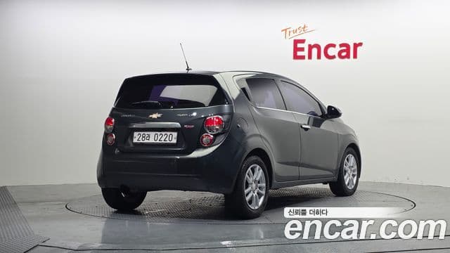 Chevrolet(GM대우) 아베오 хэтчбек топовая версия, 2016 2