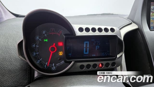 Chevrolet(GM대우) 아베오 хэтчбек топовая версия, 2016 8