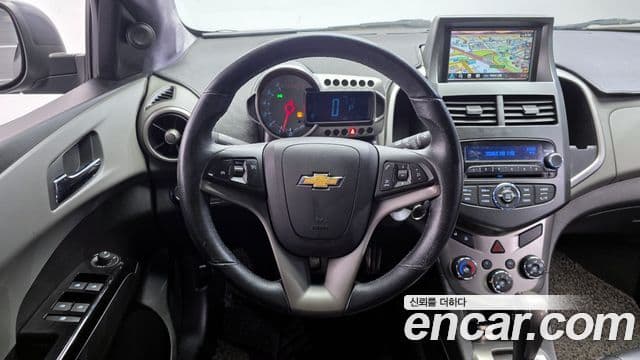 Chevrolet(GM대우) 아베오 хэтчбек топовая версия, 2016 13