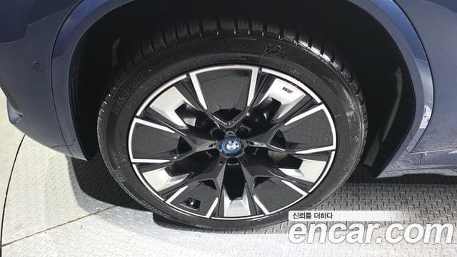 BMW iX3 M Sport, 2024 все фото