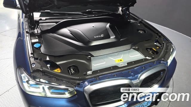 BMW iX3 M Sport, 2024 6