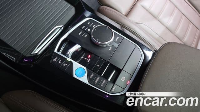 BMW iX3 M Sport, 2024 9