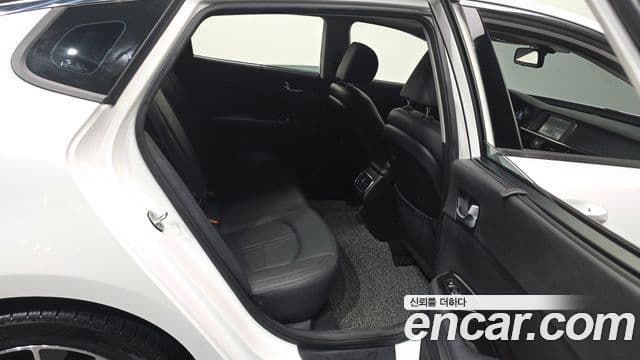 Kia K5 2세대 Noblesse, 2016 12