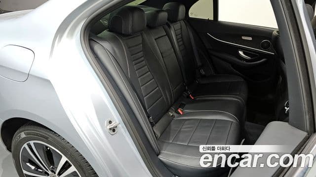 Mercedes-Benz E-класс W213 Avantgarde, 2022 12