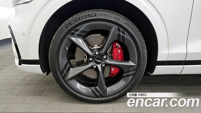 Genesis GV70, 2025 все фото