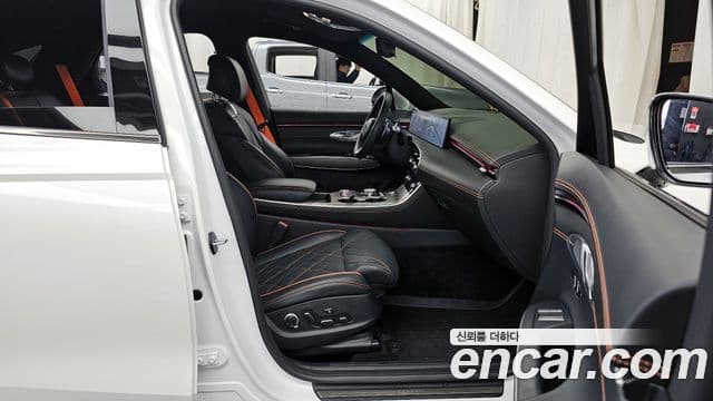 Genesis GV70, 2025 11