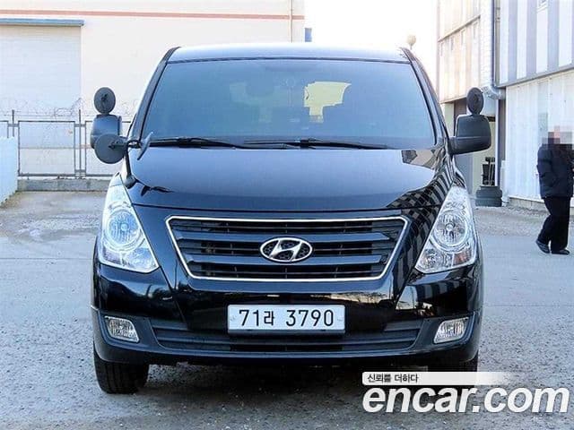 Hyundai Grand Starex Smart, 2017 1