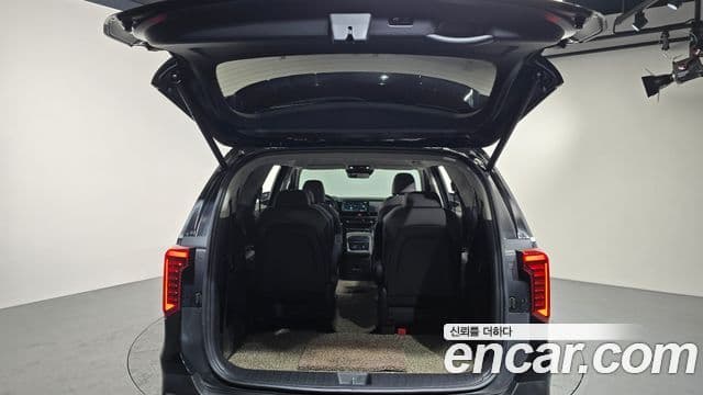 Kia The / новый New Carnival 4세대 Signature, 2024 20