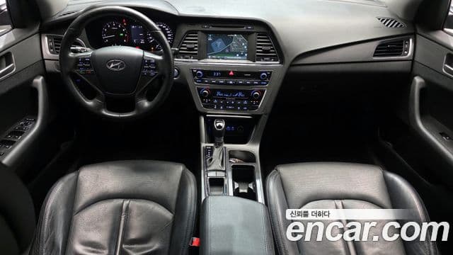 Hyundai LF Sonata Special, 2015 7