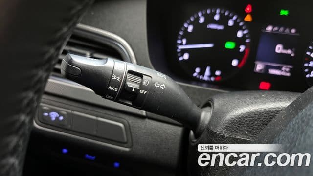 Hyundai LF Sonata Special, 2015 17