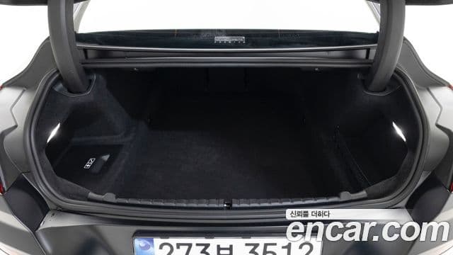 BMW 8시리즈 (G15) M850i xDrive Individual Edition Gran Coupe, 2025 9