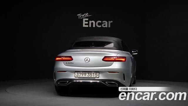 Mercedes-Benz E-класс W213 E220d кабриолет, 2020 4
