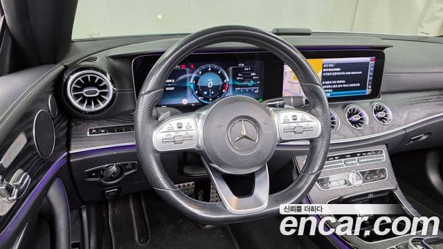 Mercedes-Benz E-класс W213 E220d кабриолет, 2020 13